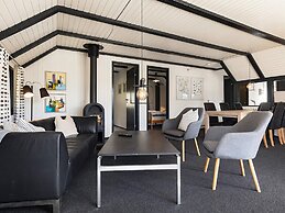 6 Person Holiday Home in Blavand