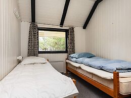 6 Person Holiday Home in Blavand