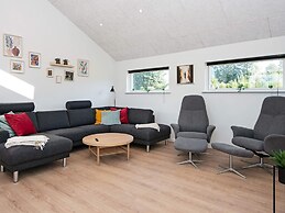 12 Person Holiday Home in Ansager-by Traum