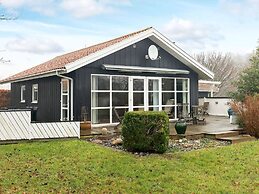 8 Person Holiday Home in Karrebaeksminde-by Traum