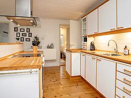 8 Person Holiday Home in Karrebaeksminde-by Traum