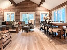 9 Person Holiday Home in Geiranger-by Traum