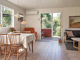 5 Person Holiday Home in Allinge-by Traum