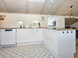 8 Person Holiday Home in Juelsminde-by Traum