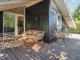 8 Person Holiday Home in Juelsminde-by Traum