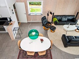 6 Person Holiday Home in Hejls