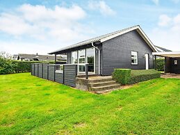 6 Person Holiday Home in Hejls