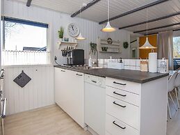 4 Person Holiday Home in Hemmet