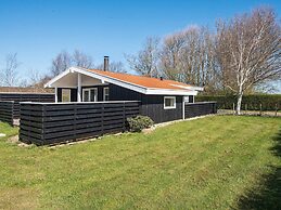 4 Person Holiday Home in Hemmet