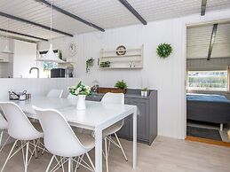 4 Person Holiday Home in Hemmet