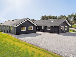 Luxury Retreat for 18 - By Traum Ferienwohnungen