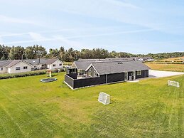 Luxury Retreat for 18 - By Traum Ferienwohnungen