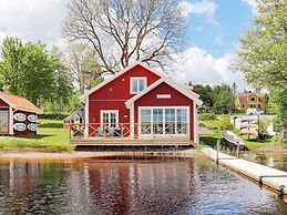 14 Person Holiday Home in Unnaryd-by Traum