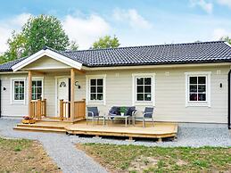 6 Person Holiday Home in Lottorp