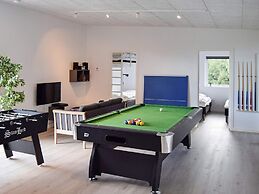 14 Person Holiday Home in Vaeggerlose-by Traum