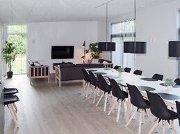 14 Person Holiday Home in Vaeggerlose-by Traum