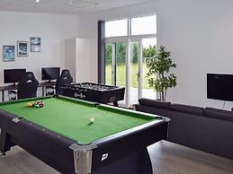 14 Person Holiday Home in Vaeggerlose-by Traum