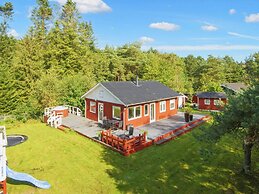 8 Person Holiday Home in Ebeltoft