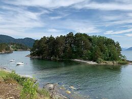 6 Person Holiday Home in Torrvikbygd