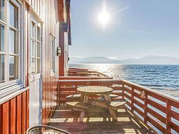 6 Person Holiday Home in Brekstad