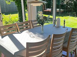 6 Person Holiday Home in Dannemare