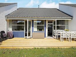 5 Person Holiday Home in Vaeggerlose