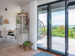 8 Person Holiday Home in Ebeltoft-by Traum