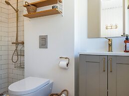 8 Person Holiday Home in Ebeltoft-by Traum