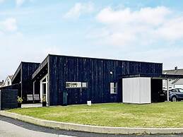 6 Person Holiday Home in Borhaug