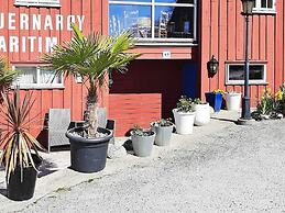 8 Person Holiday Home in Sjernaroy