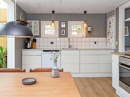 6 Person Holiday Home in Hejls