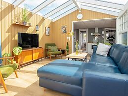 6 Person Holiday Home in Hejls