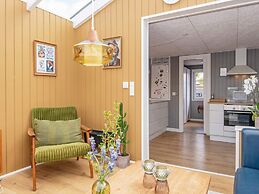 6 Person Holiday Home in Hejls