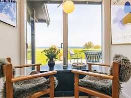 Panoramic Retreat in Borgnaes - By Traum Ferienwohnungen