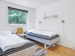 8 Person Holiday Home in Albaek