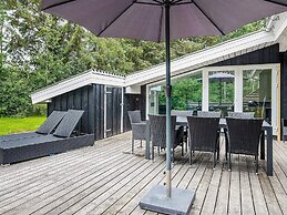 8 Person Holiday Home in Albaek