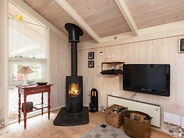 6 Person Holiday Home in Hals