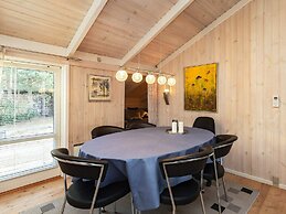 6 Person Holiday Home in Hals