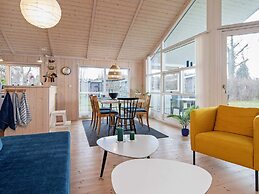 6 Person Holiday Home in Vaeggerlose-by Traum