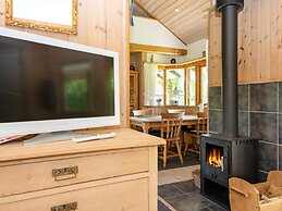 6 Person Holiday Home in Hovborg