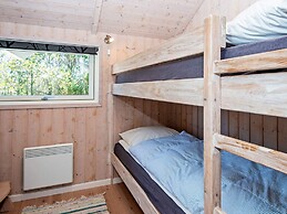 6 Person Holiday Home in Hemmet