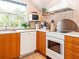 6 Person Holiday Home in Hemmet