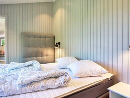 6 Person Holiday Home in Gilleleje