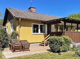 6 Person Holiday Home in Braas