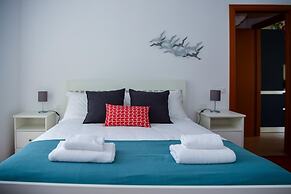 Blue Bellagio by Wonderful Italy