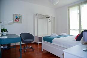 Blue Bellagio by Wonderful Italy