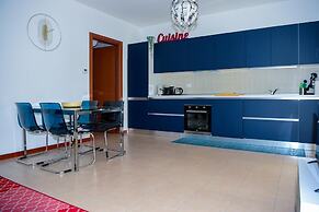 Blue Bellagio by Wonderful Italy