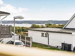 8 Person Holiday Home in Lysekil-by Traum