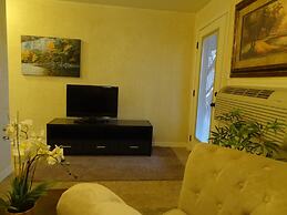 Poolside King Cabana with full kitchen, king bed, sleeper sofa and poo