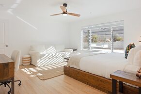 Of Wine & Gods - Hot Tub, Bbq And Fire Pit! 3 Bedroom Home by RedAwnin